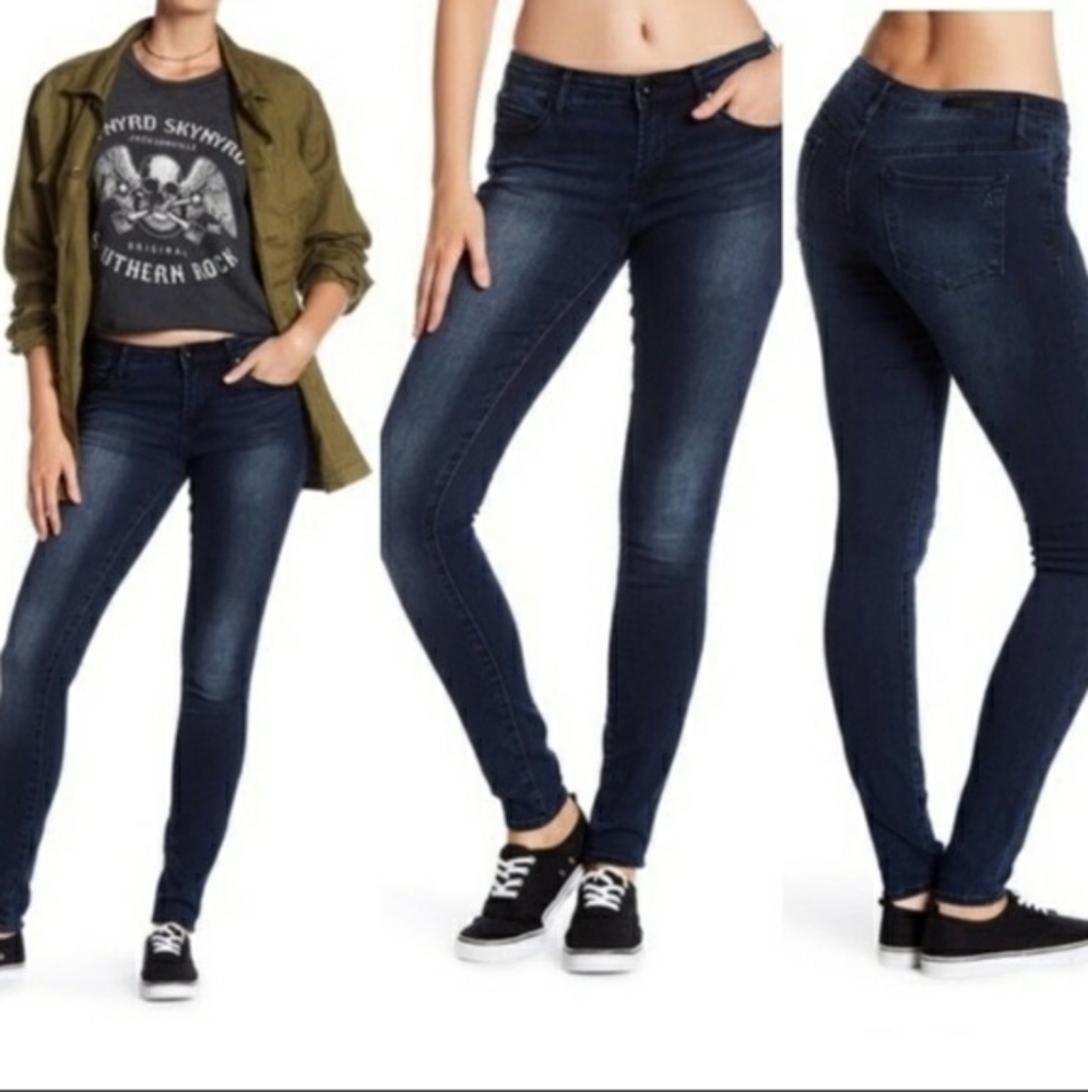 Brand NWT'S Articles Of Society Mya Mercer Skinny Jeans - Dark Wash - SZ 26